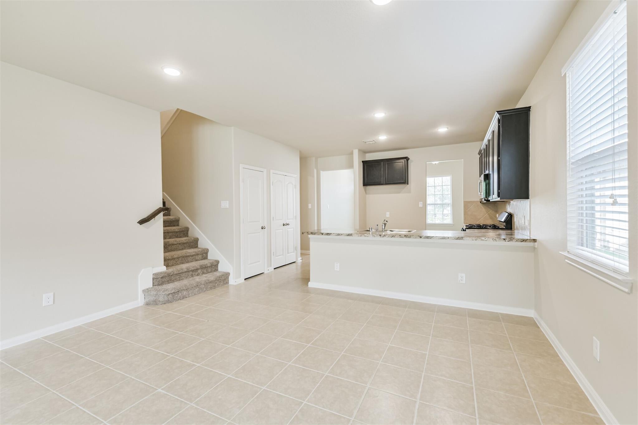 Houston, Texas 77014, United States, 4 Bedrooms Bedrooms, ,3 BathroomsBathrooms,Residential,Active,219597