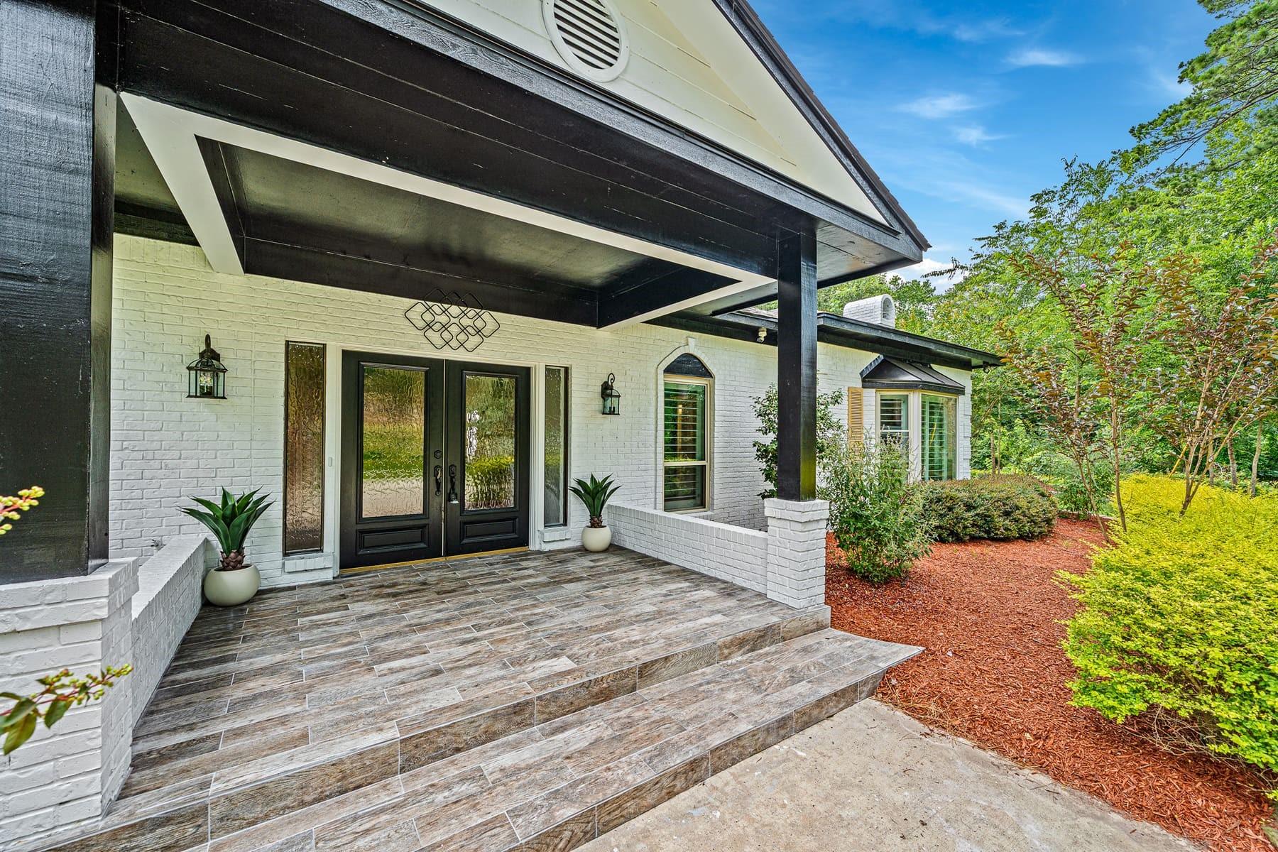 1966 Ogrady Drive