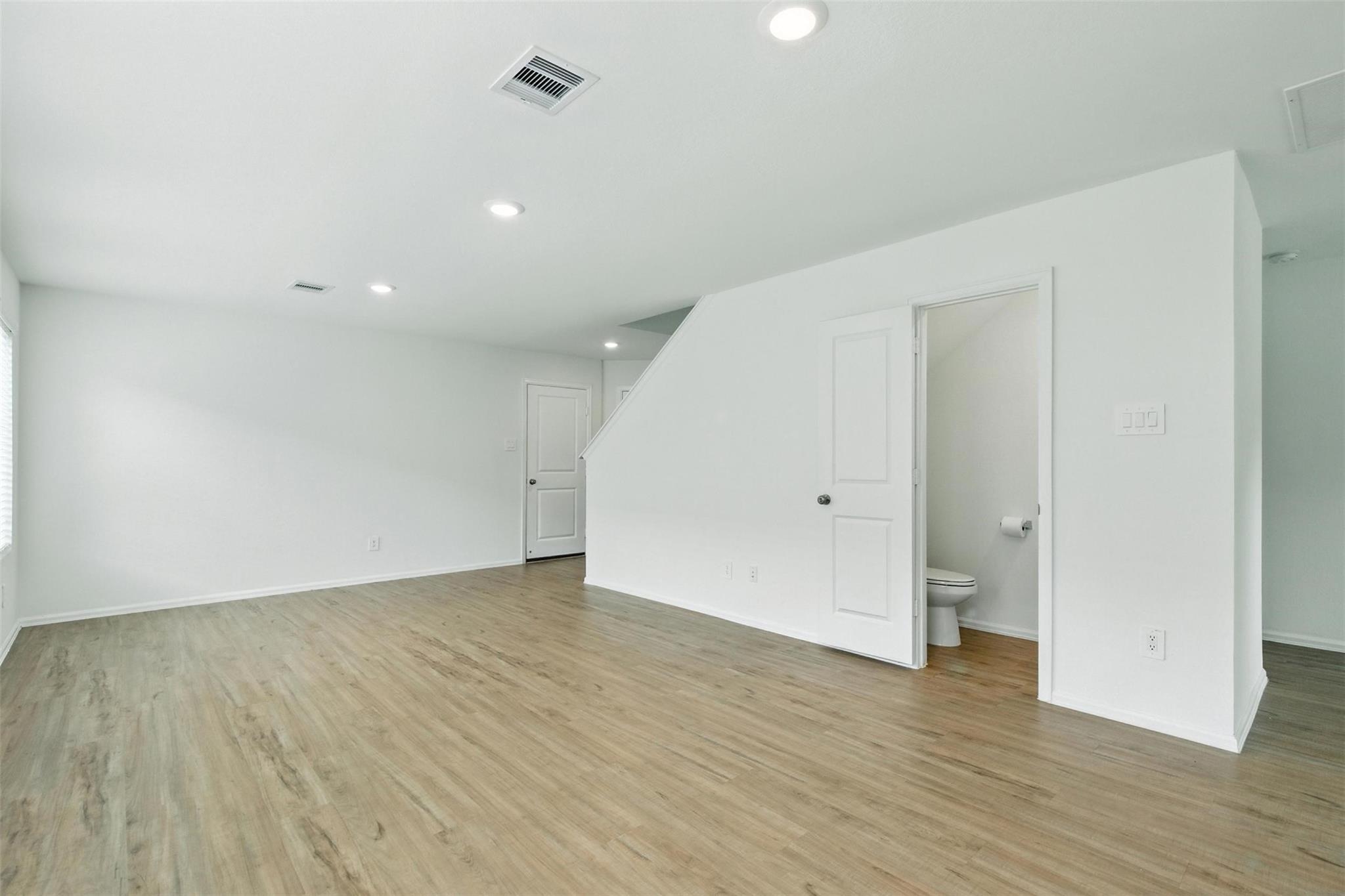 1437 Las Cuevas Drive