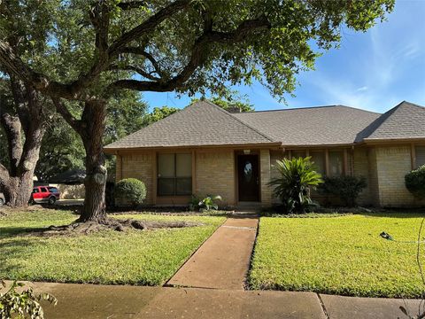 Photo of 2826 Green Fields Drive, Sugar Land, TX 77479 (MLS # 51715648)