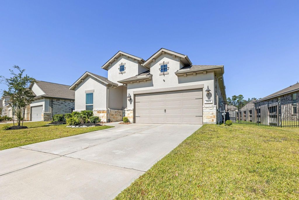 Photo of 5109 Andorra Bend Lane, Porter, TX 77365 (MLS # 92667863)