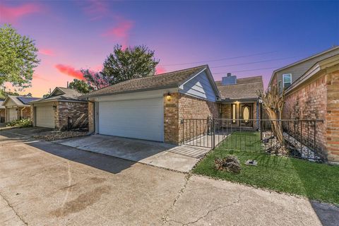 Photo of 4613 Cashel Glen Drive, Houston, TX 77069 (MLS # 33606512)