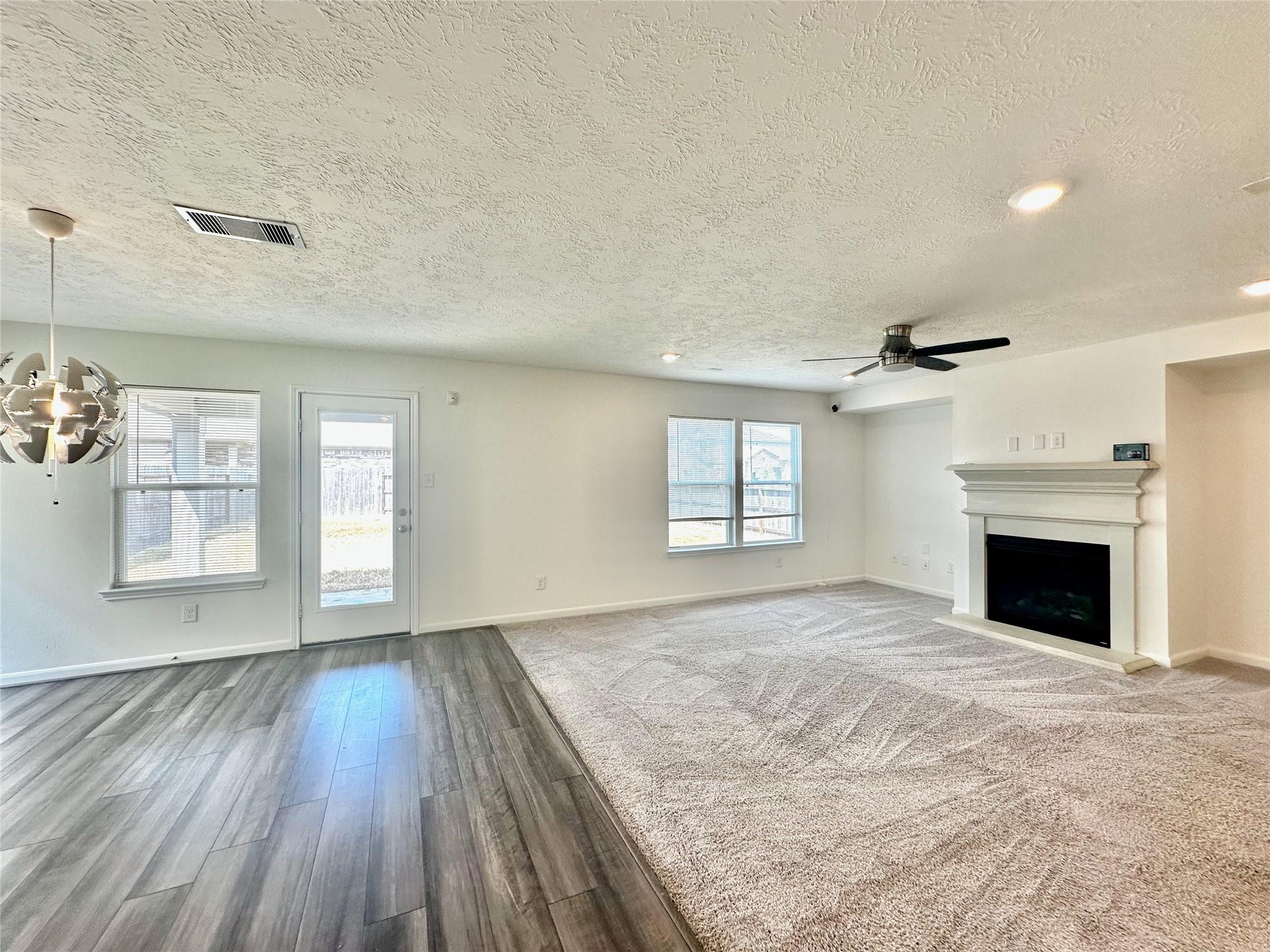 5510 Eagle Sky Boulevard