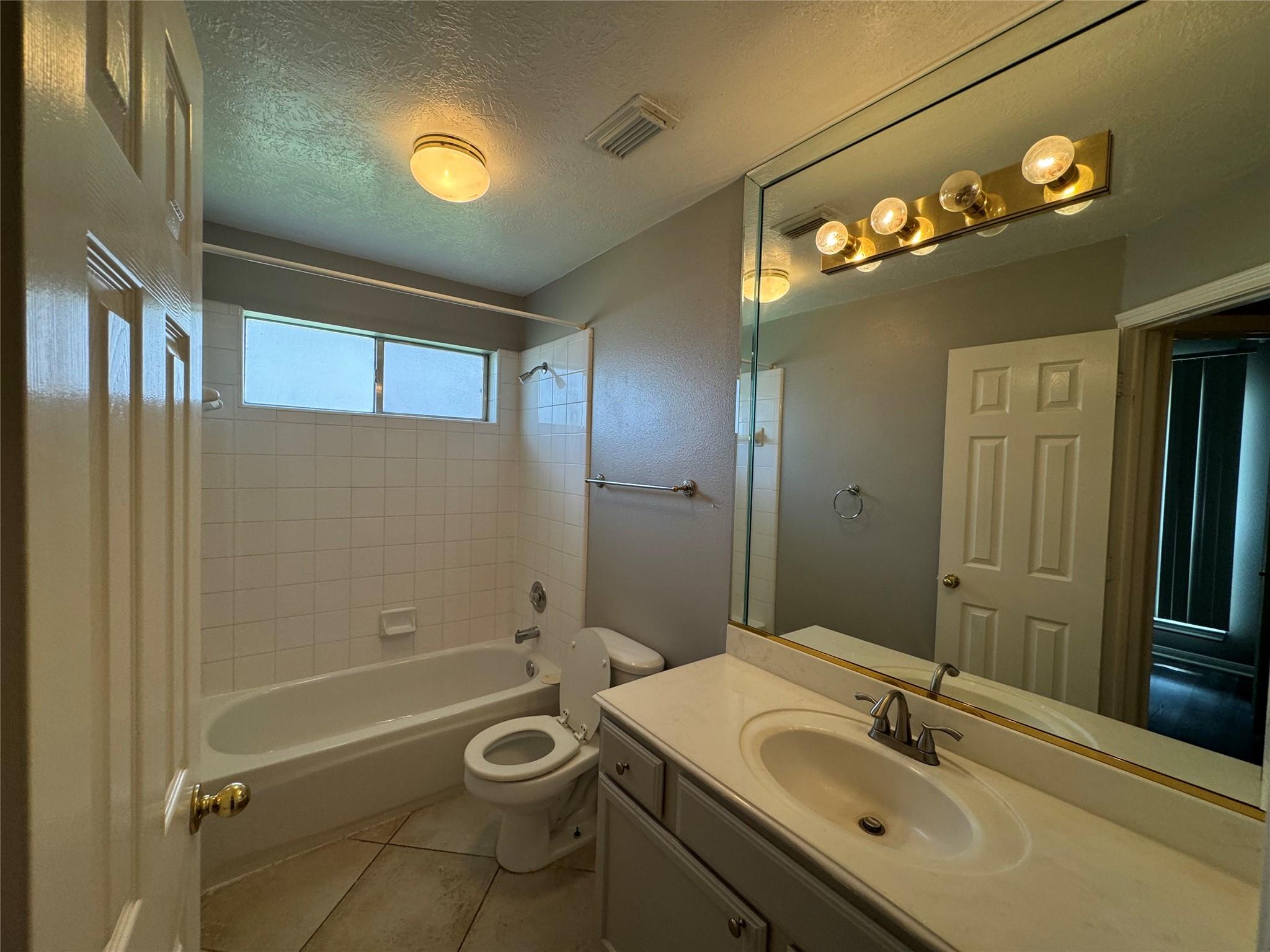 2507 Desert Sage Drive