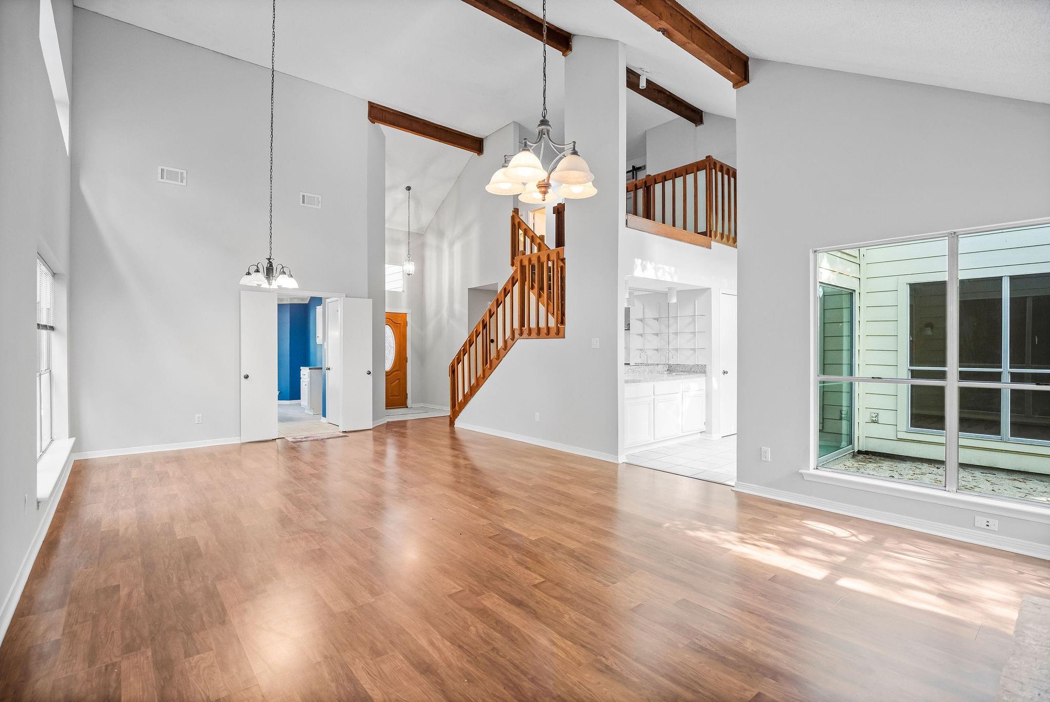 22 S Rain Forest Court