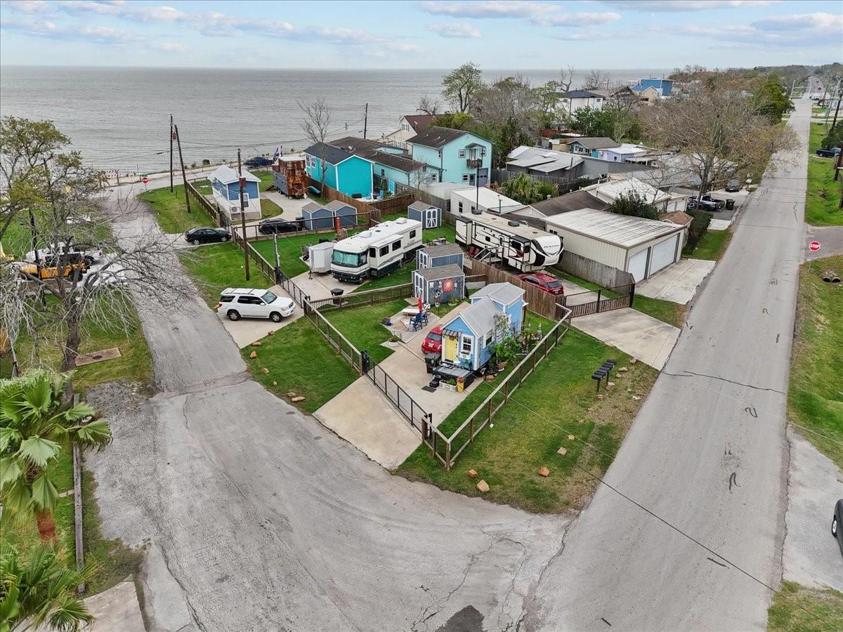 4403 W Bayshore Drive