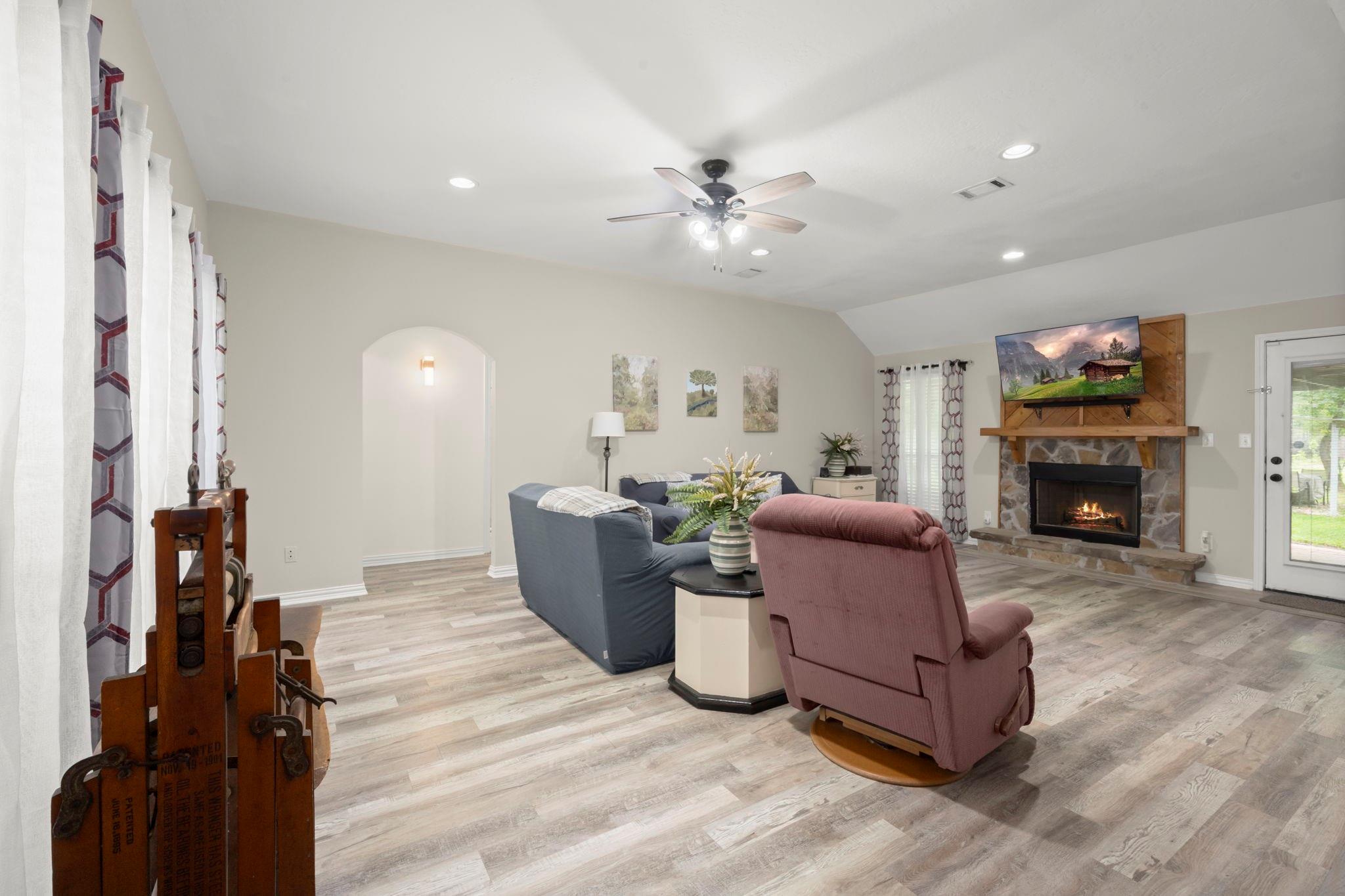 10807 Amar Drive
