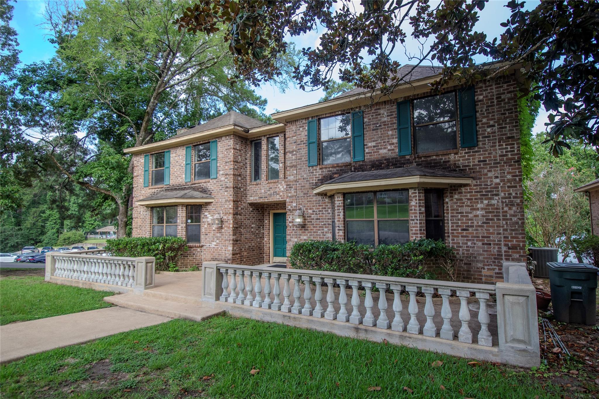 1630 Green Briar Drive
