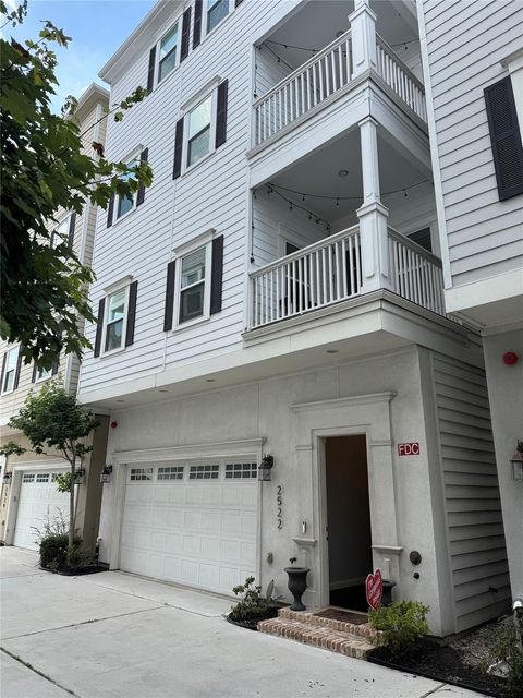 Photo of 2522 Hutchins Street, Houston, TX 77004 (MLS # 41997421)