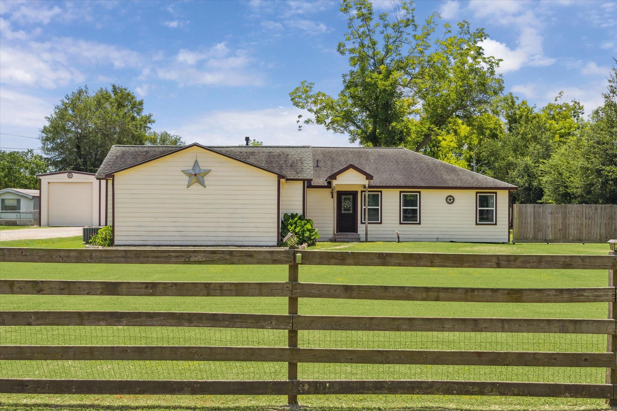 1003 E Wallisville Road