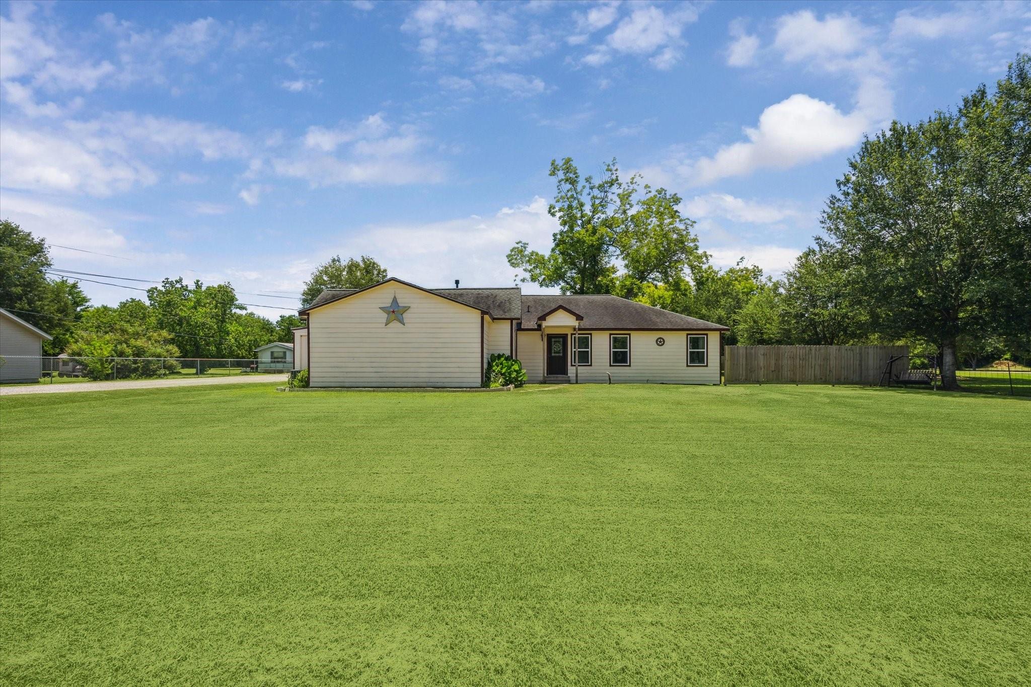 1003 E Wallisville Road