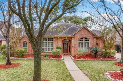 Homes For Sale - 4011 W Pine Brook Way<br/> Houston, TX 77059