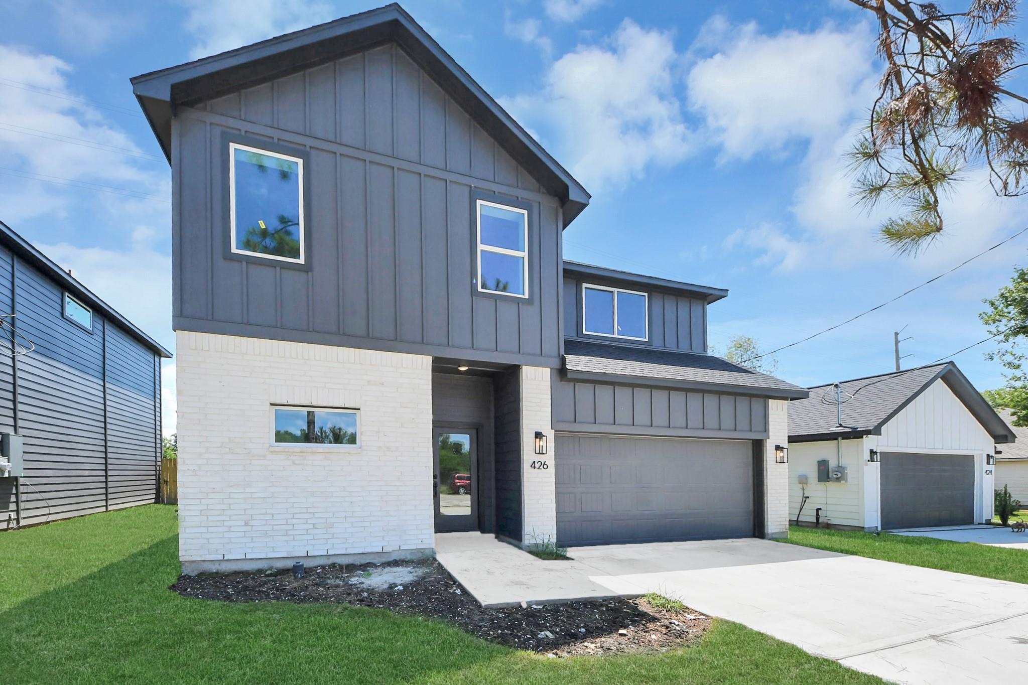 426 Woodlake Drive