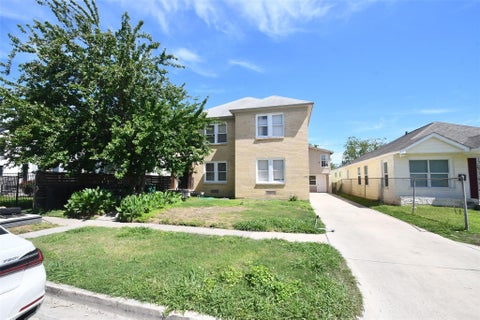 Photo of 2501 Truxillo Street #7, Houston, TX 77004 (MLS # 87872879)