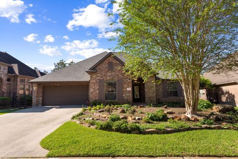 Photo of 31 N Warbler Bend Circle, The Woodlands, TX 77382 (MLS # 52521222)