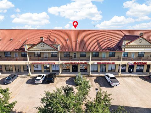 Photo of 12989 Bellaire Boulevard #7, Houston, TX 77072 (MLS # 55052423)