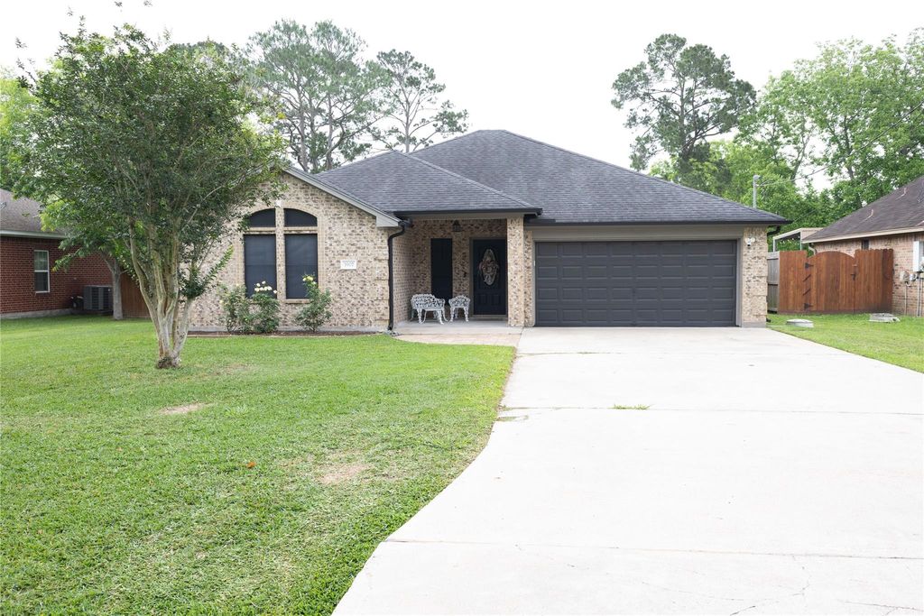 Photo of 3907 Terry Street, Santa Fe, TX 77517 (MLS # 24662548)