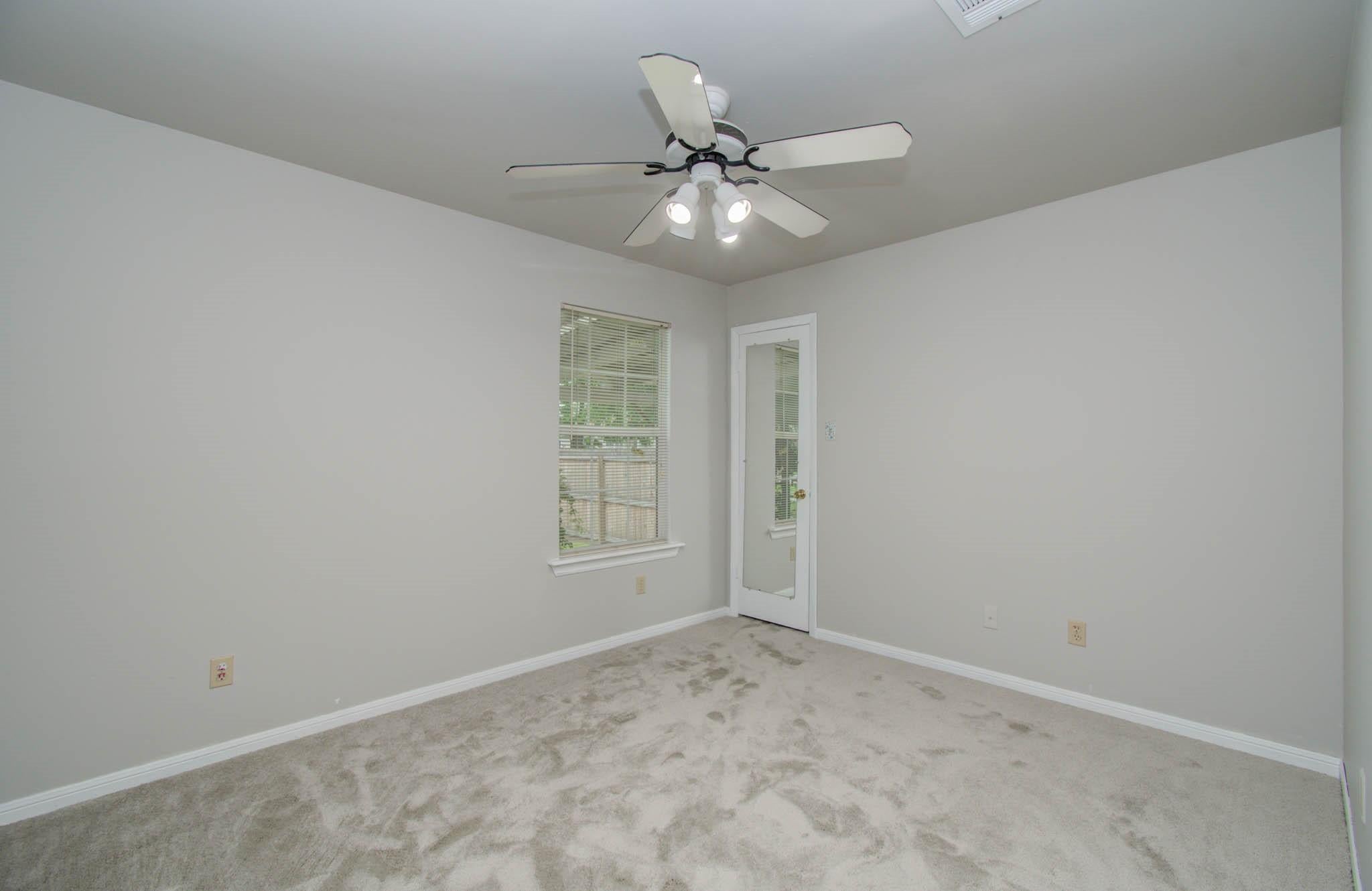 10131 Tangiers Rd