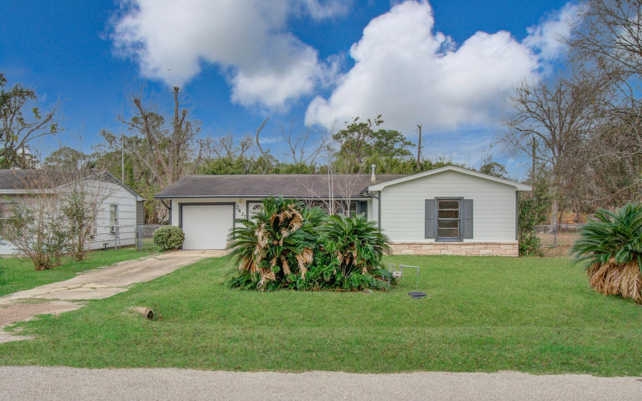 2417 Pecan Street