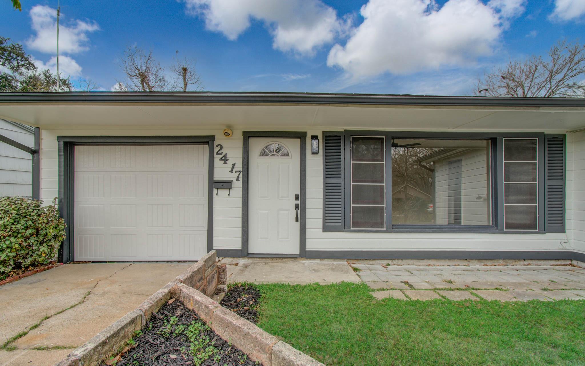 2417 Pecan Street