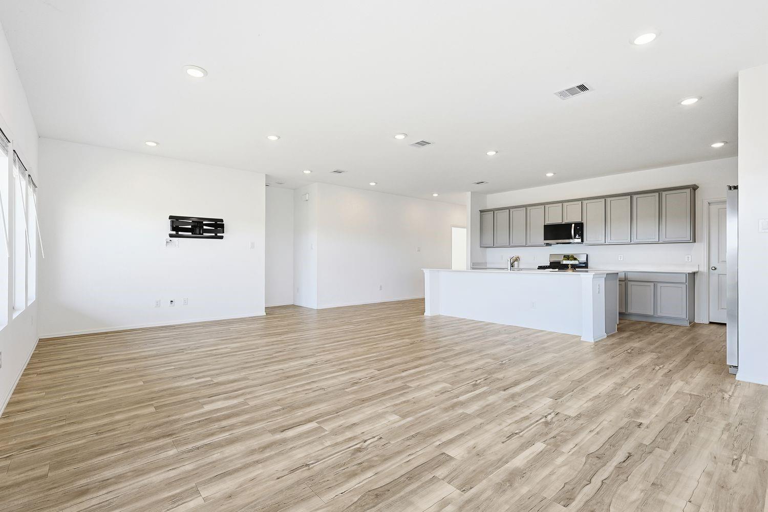 7434 Bartoncliff Drive