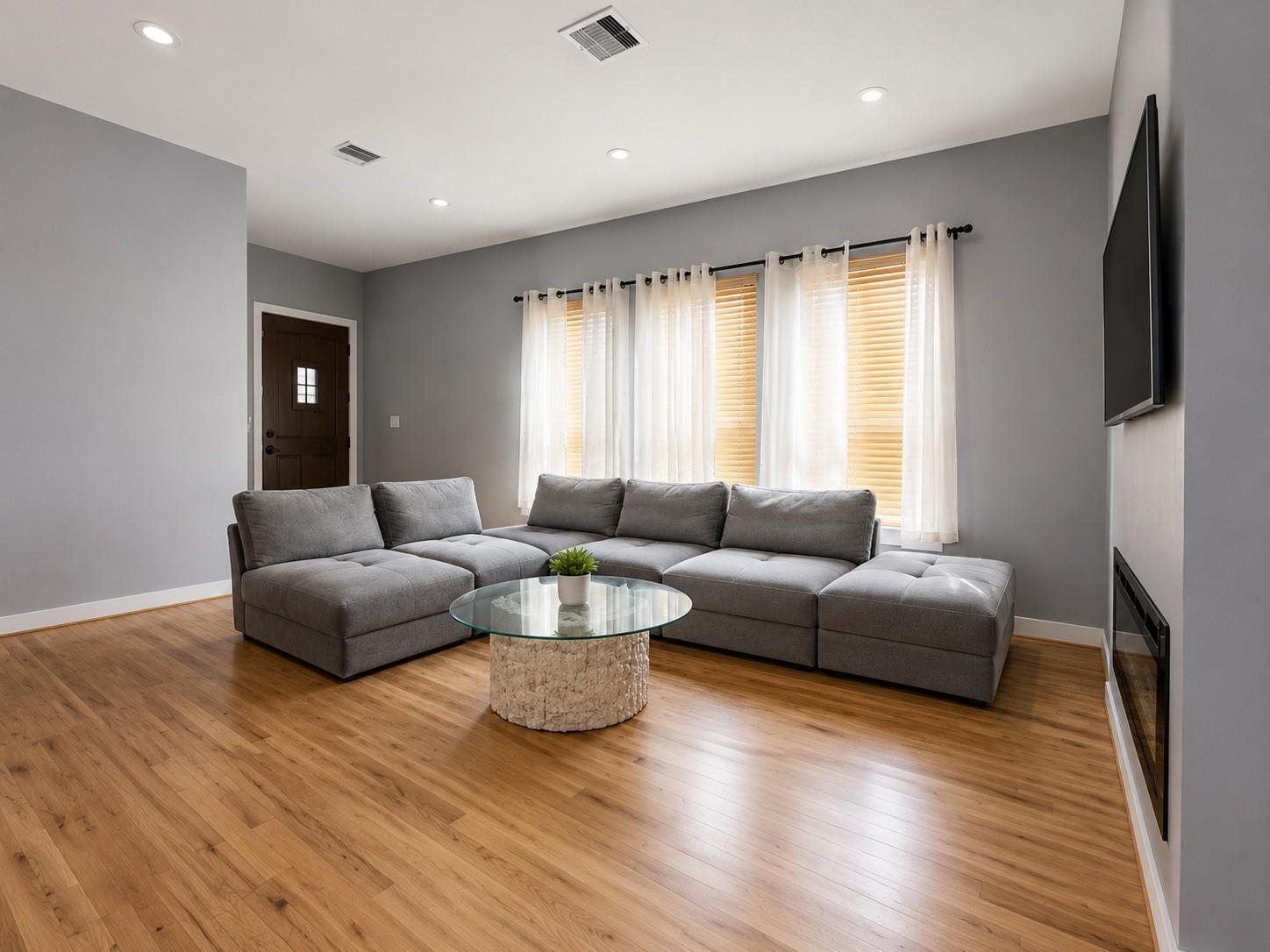 8422 Lanewood Drive