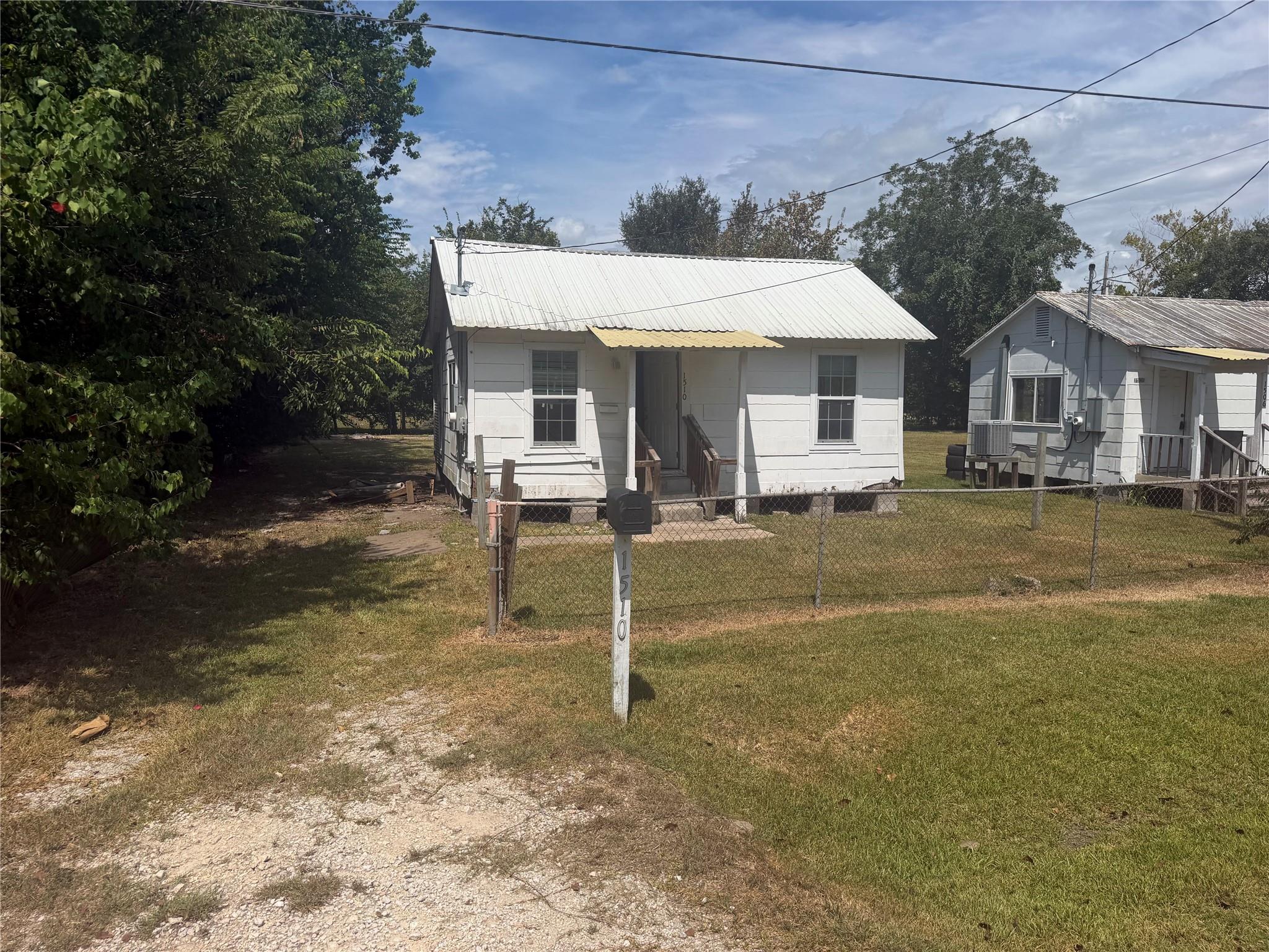 1510 W Talmage St ByPass