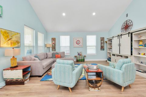 Tiny photo for 4019 Ector Drive, Galveston, TX 77554 (MLS # 18598802)