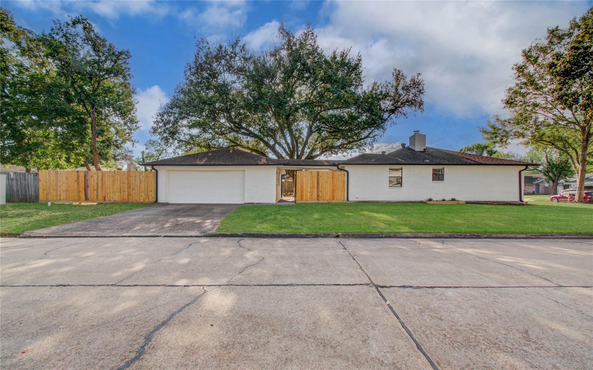 16703 Hibiscus Lane