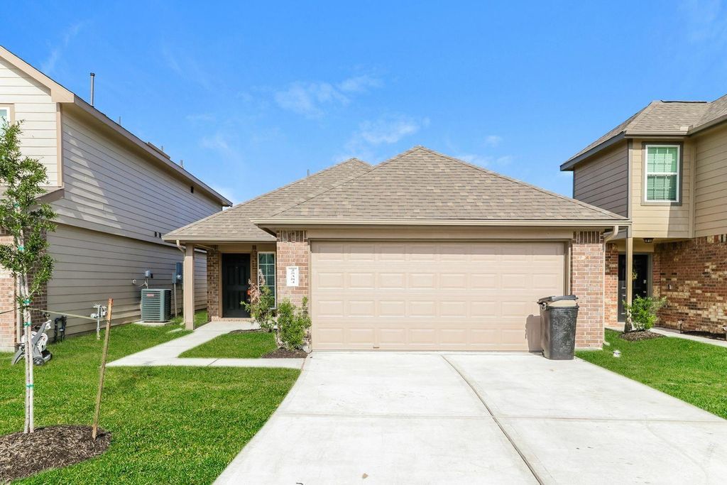 Photo of 25384 Claremont Hills Lane, Porter, TX 77365 (MLS # 78162627)