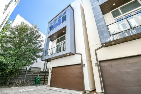 Photo of 3215 Garrow Street, Houston, TX 77003 (MLS # 81266134)