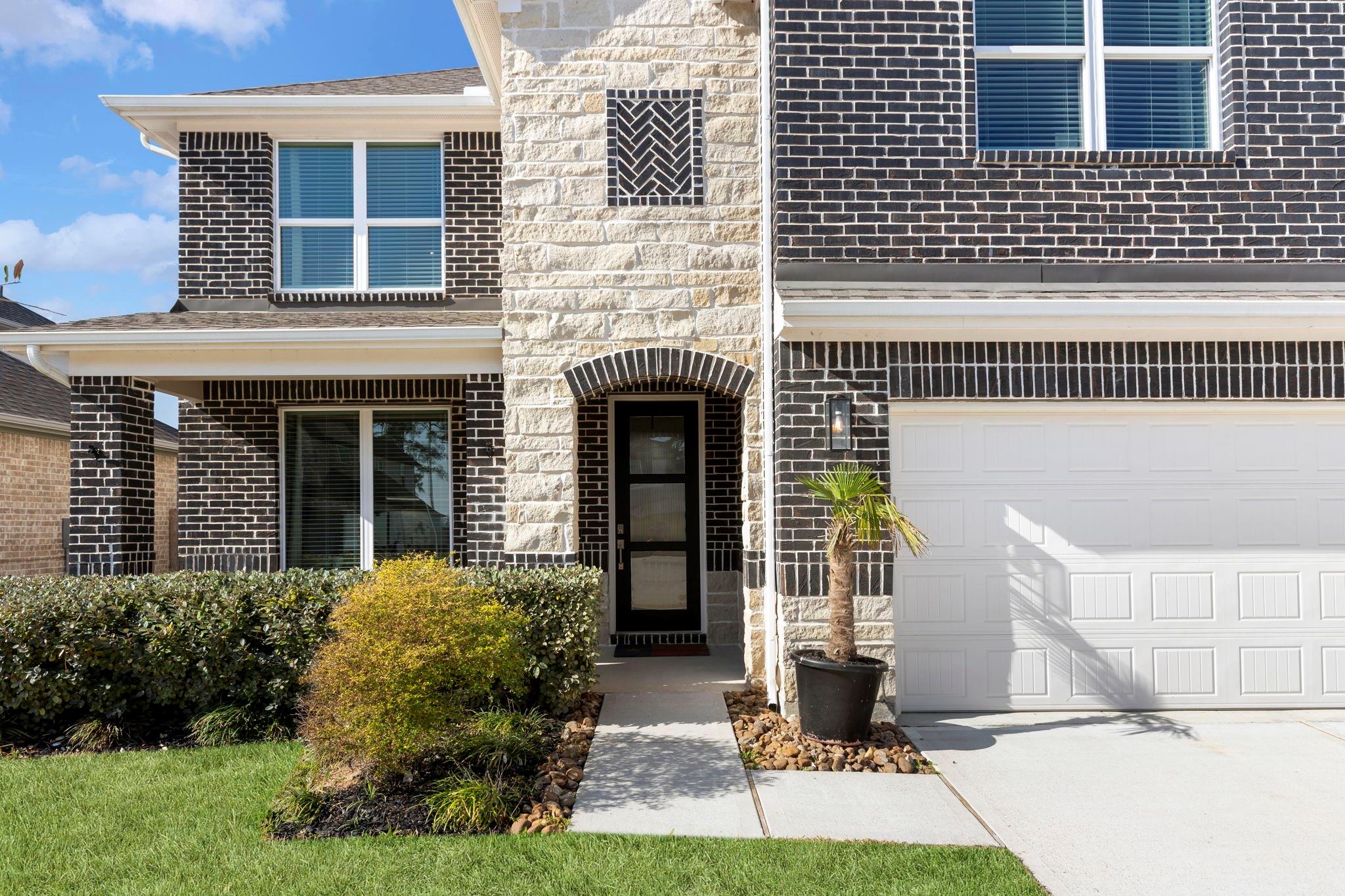 13733 Rising Sun Lane