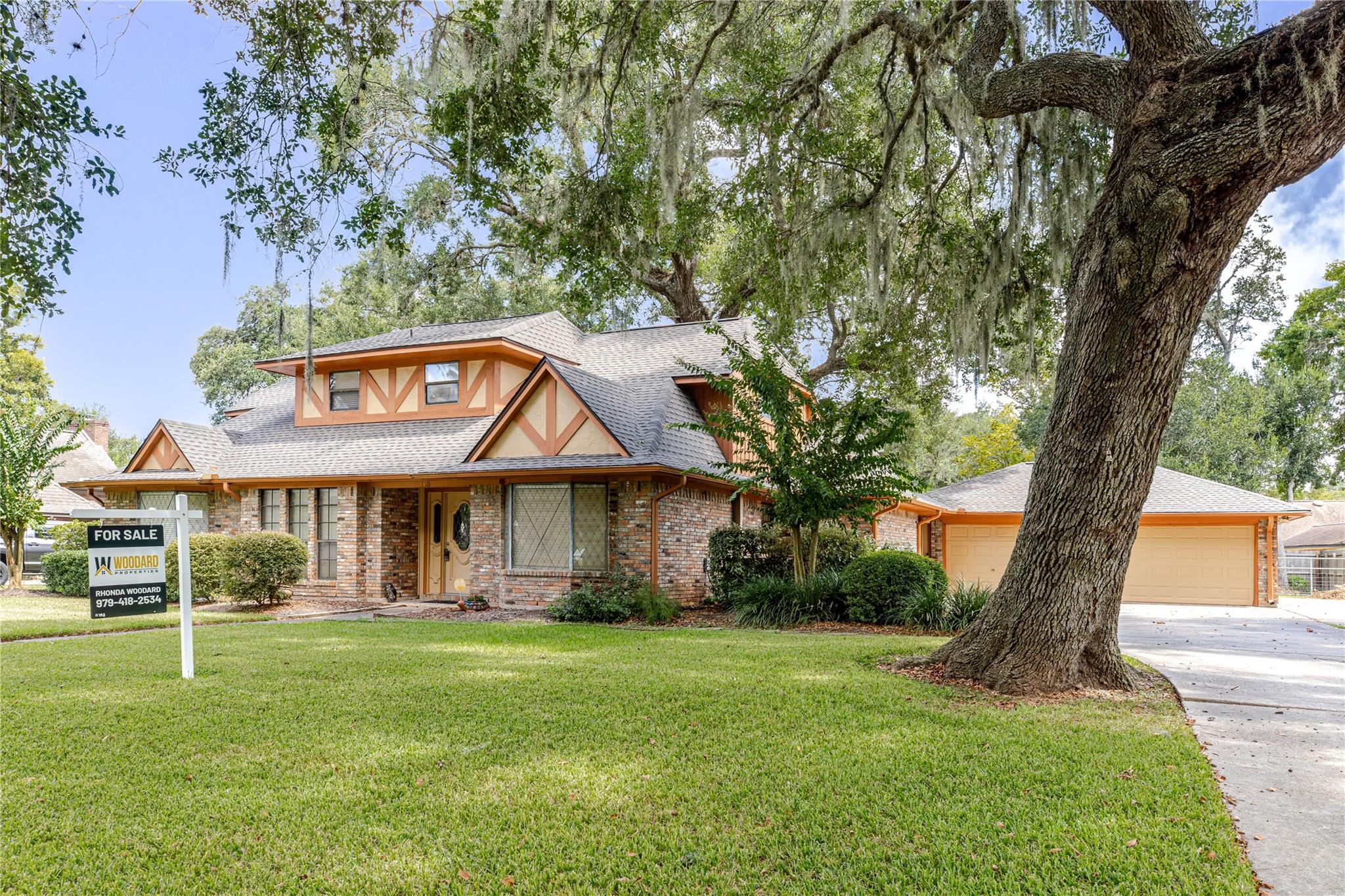 118 Arrowwood Street