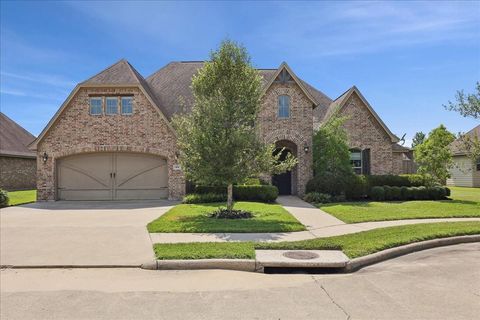 Homes For Sale - 404 Birch View Drive<br/> Lumberton, TX 77657