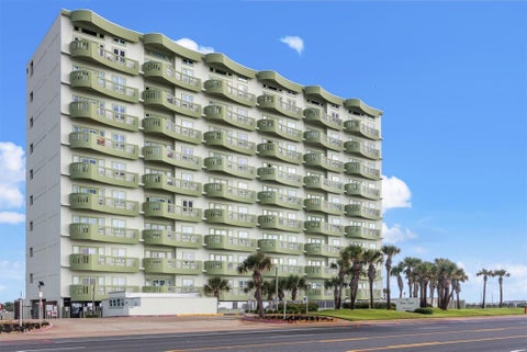 Condo For Sale - 9420 Seawall Boulevard #705<br/> Galveston, TX 77554
