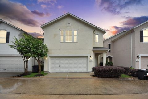 Photo of 10062 Hillside Bayou Drive, Houston, TX 77080 (MLS # 68758619)