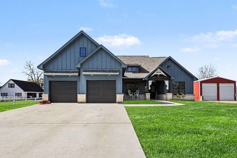 444 Mill Road Angleton TX 77515