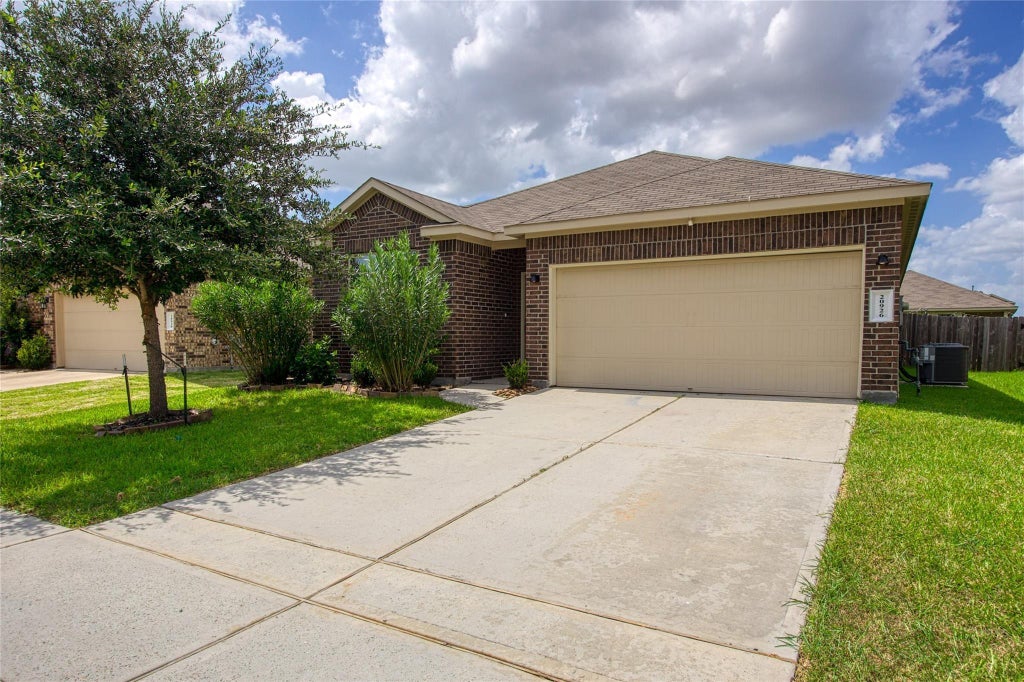 Photo of 20926 Corisande Street, Katy, TX 77449 (MLS # 46904437)