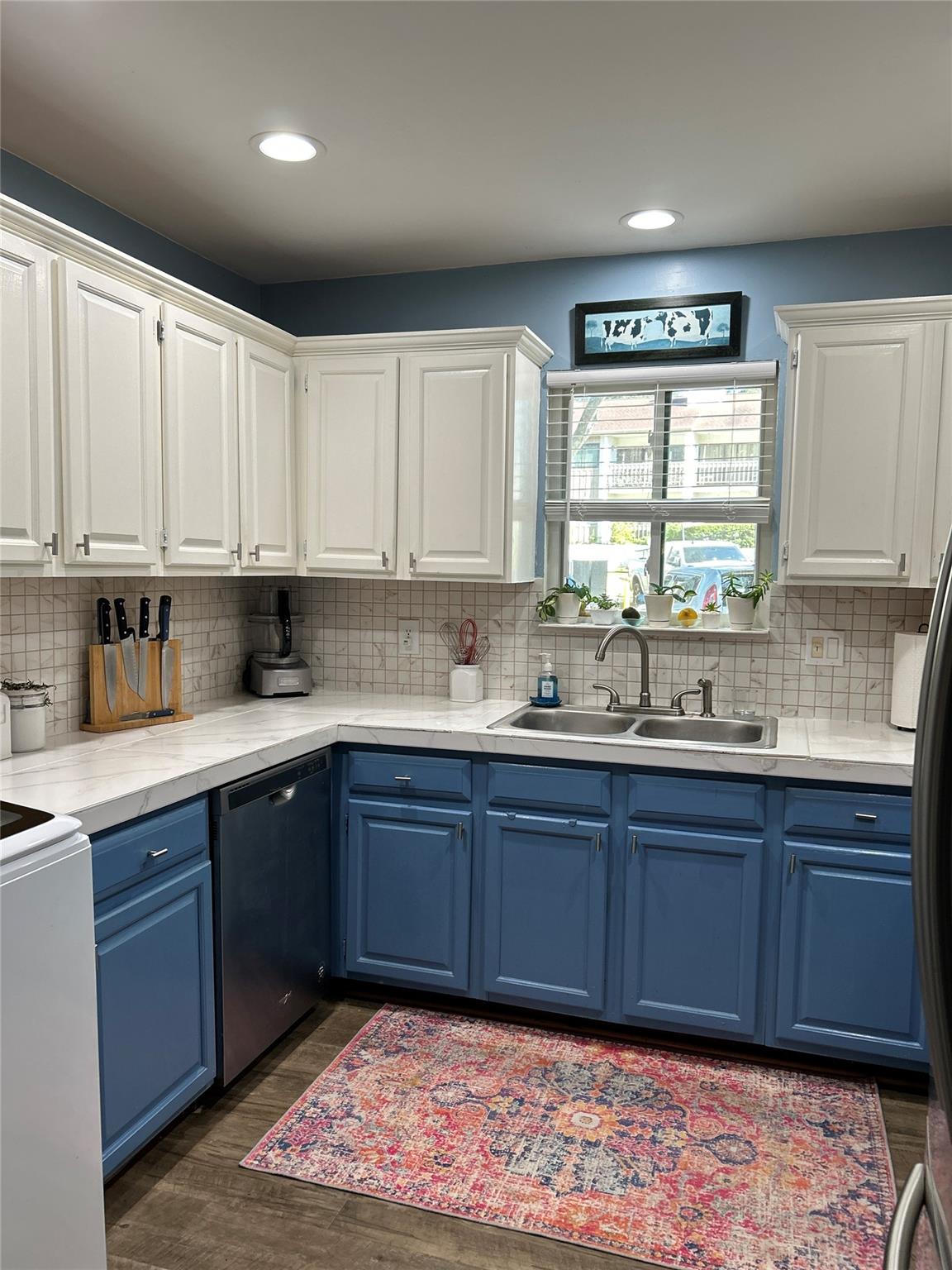 12100 Melville Drive 3