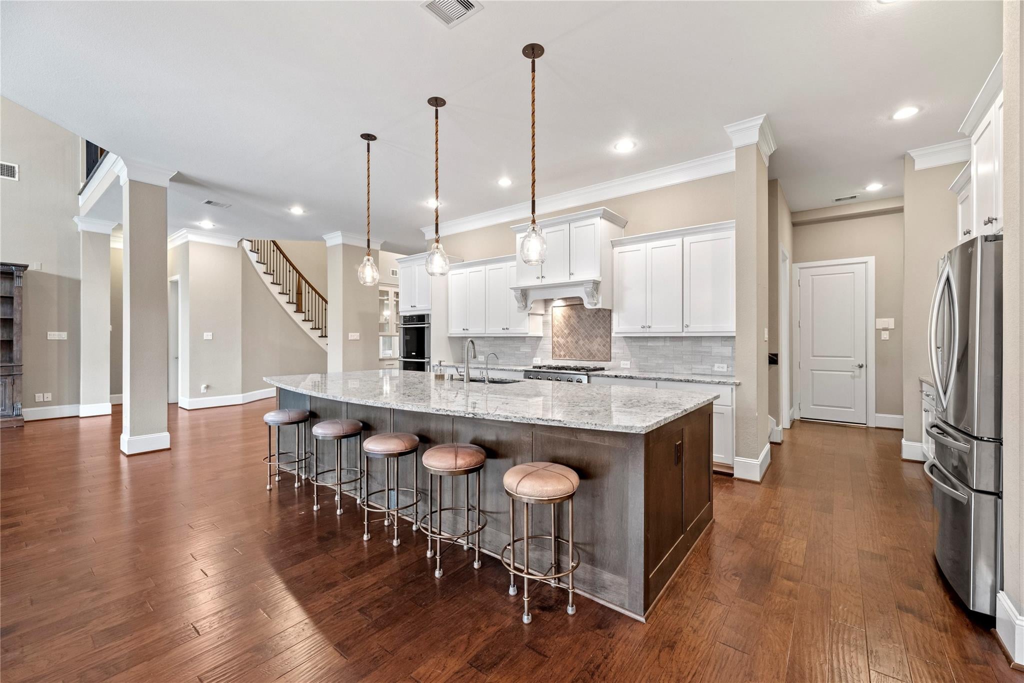 2915 Fairmont Ridge Lane