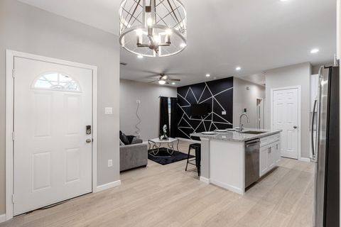 Tiny photo for 4661 Clover Street #B, Houston, TX 77051 (MLS # 62582108)