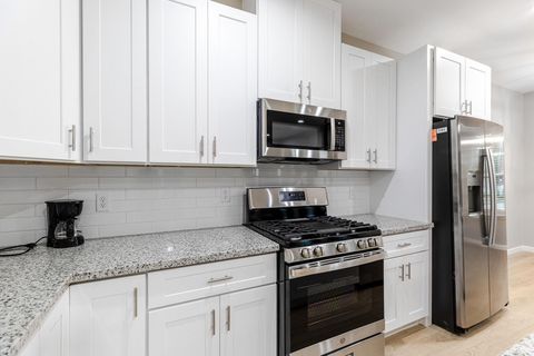 Tiny photo for 4661 Clover Street #B, Houston, TX 77051 (MLS # 62582108)