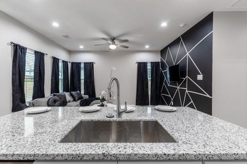 Tiny photo for 4661 Clover Street #B, Houston, TX 77051 (MLS # 62582108)