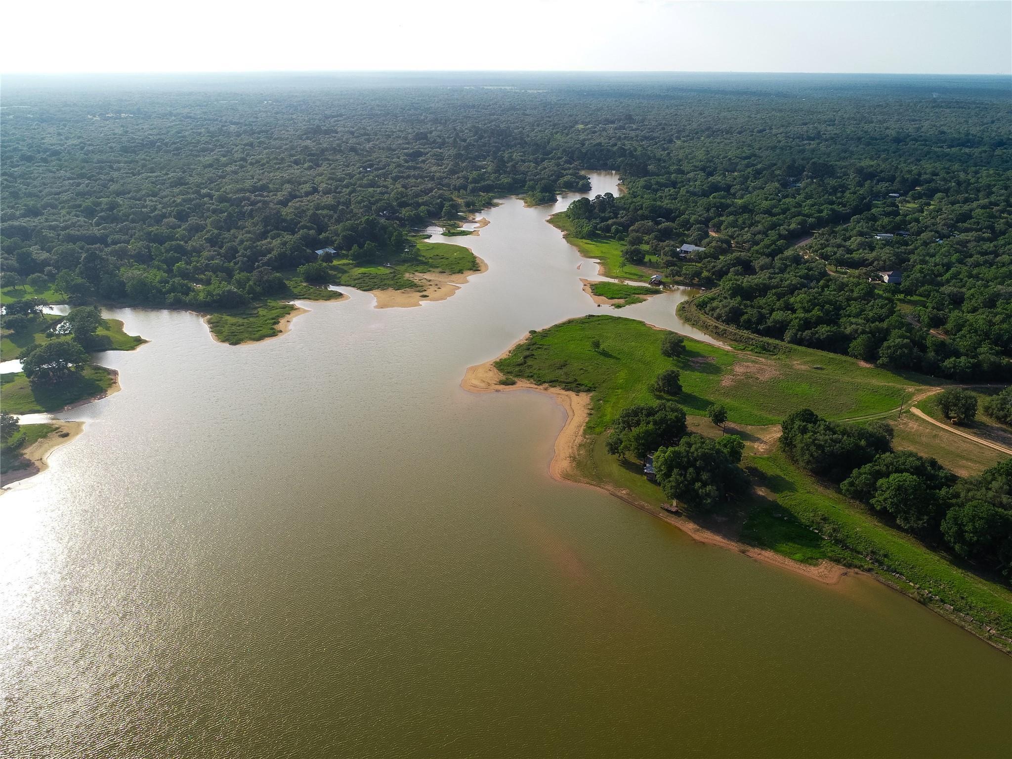 211 Bluebonnet Bend