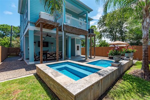 Photo of 406 Clear Lake Road, Clear Lake Shores, TX 77565 (MLS # 93886554)