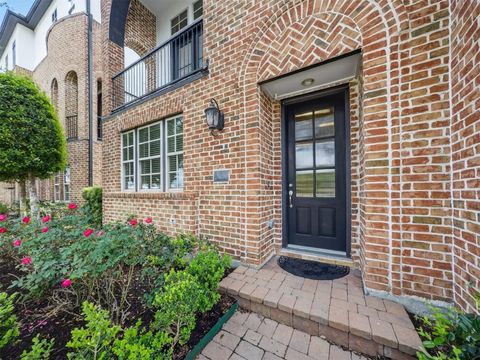 Tiny photo for 2810 Capitol Street, Houston, TX 77003 (MLS # 16444084)