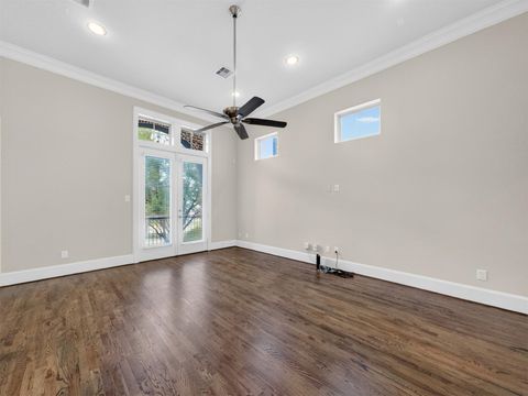 Tiny photo for 2810 Capitol Street, Houston, TX 77003 (MLS # 16444084)