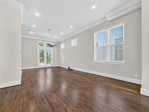 Tiny photo for 2810 Capitol Street, Houston, TX 77003 (MLS # 16444084)