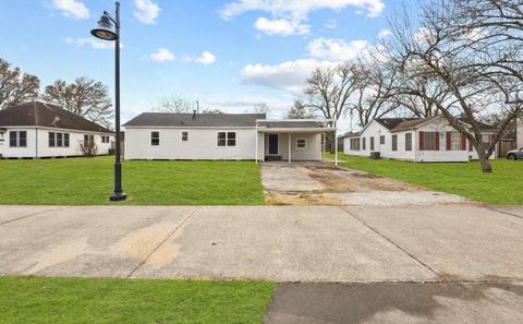 406 San Jacinto Street La Porte TX 77571