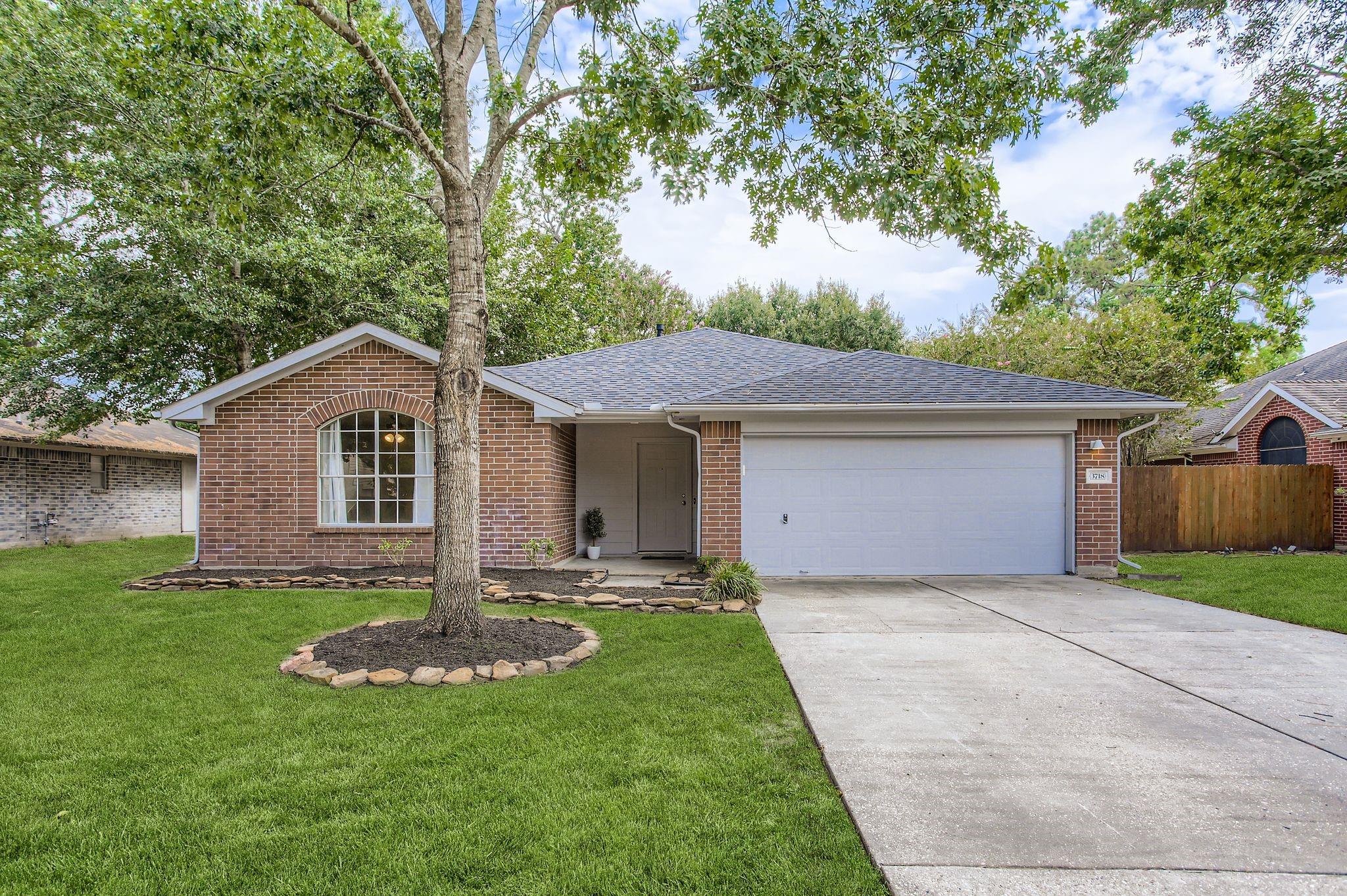 3718 Woodlace Drive